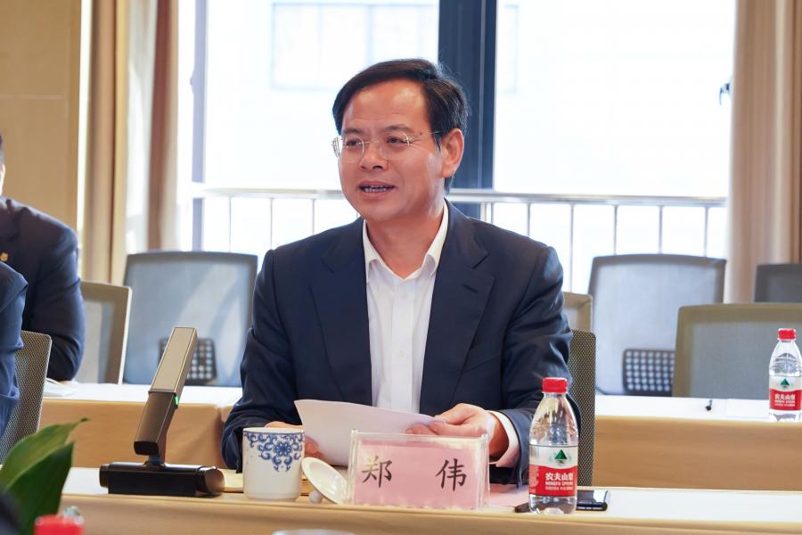 1670912270860971YLFx.jpg 郑伟2.jpg